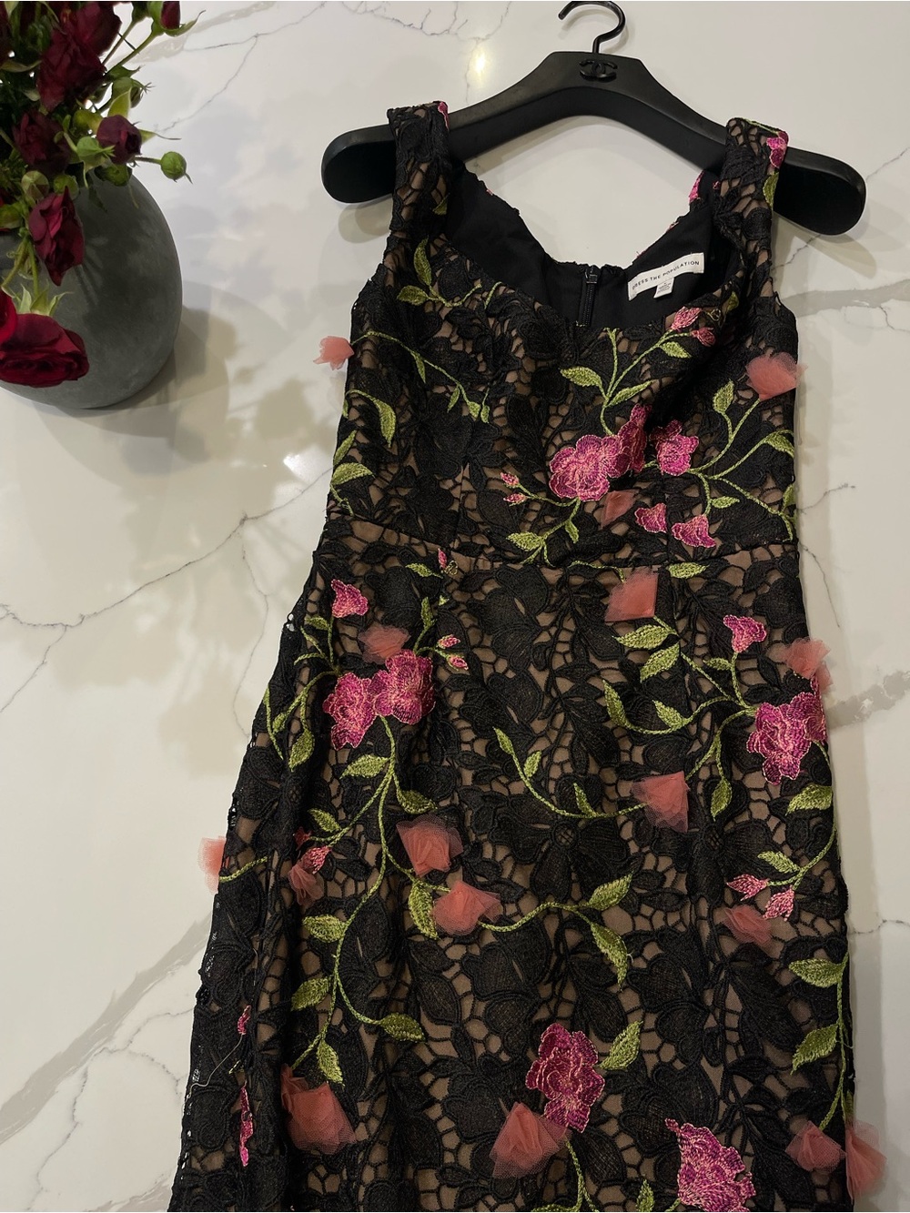 DRESS THE POPULATION Josie Floral Appliqué Sleeveless Gown In Black Multi Size S - Picture 10 of 17